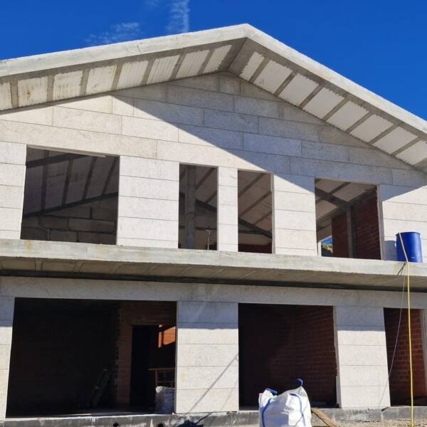 Casa nueva construida por Construcciones Progreso